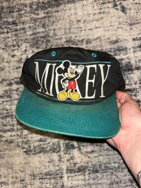 Vintage 90s Disney Store Mickey Mouse SnapBack